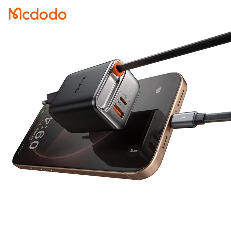 شارژر دیواری 40 وات مک دودو مدل CH-428 به همراه کابل متصل USB-C - Image 2
